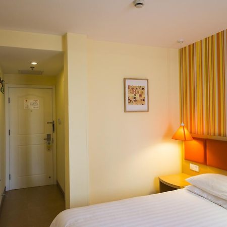 Home Inn Qingdao South Siliu Road Eksteriør bilde