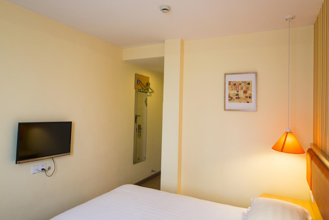 Home Inn Qingdao South Siliu Road Eksteriør bilde